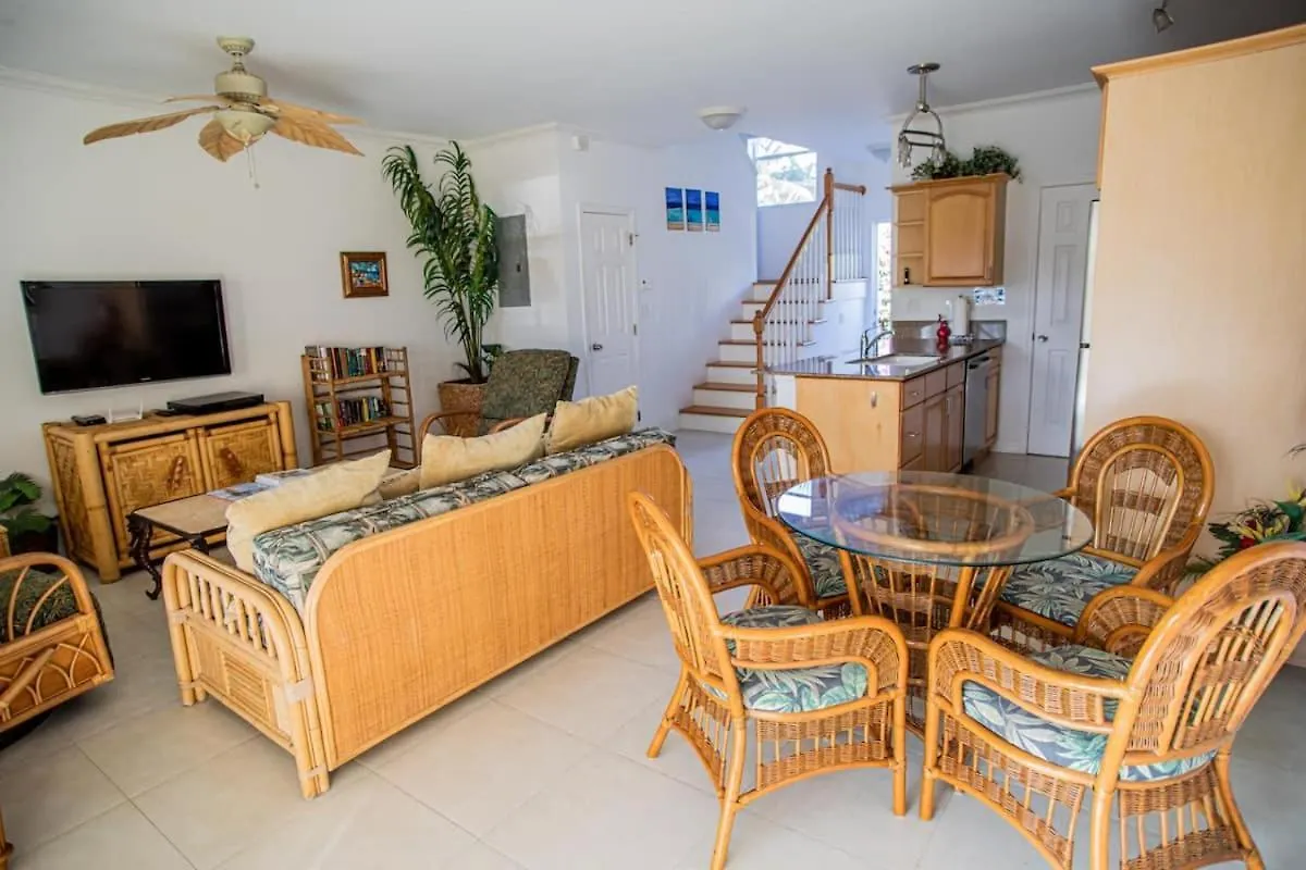 Gracebay Townhomes B3, 5 Minutes Walk To Gracebay Beach Long Bay Turks és Caicos szigetek